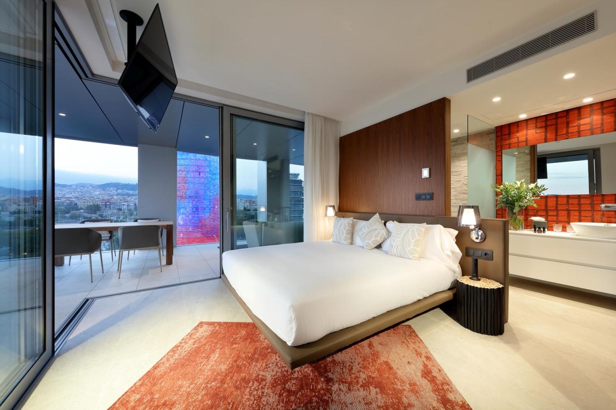 Sb Glow 4 Sup Hotell
